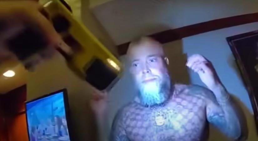 167 milliót nyert a lottón, másnap fejbe rúgott egy rendőrt – videón a floridai letartóztatás