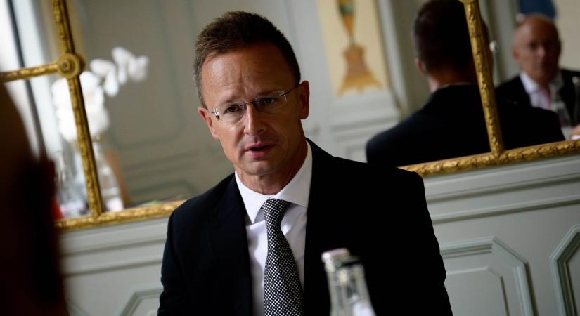 Szijjártó Péter: nagyra értékeljük Donald Trump béketörekvéseit