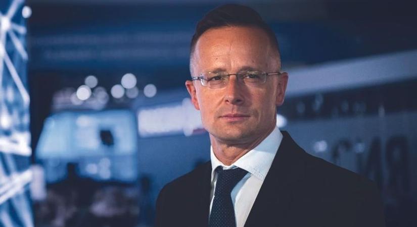 Szijjártó üzent a háborúpárti politikusoknak: „Jó lenne, ha az Alaszkában elindult folyamatot nem akasztanák meg!”