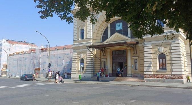 Megkezdte a GYSEV a szombathelyi állomásépület felújítását