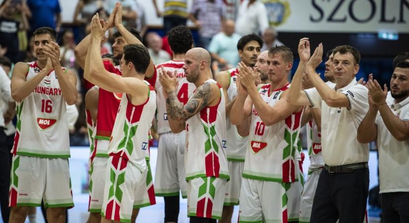 Alaposan visszavágott a románoknak, továbbjutott a férfi kosárválogatott
