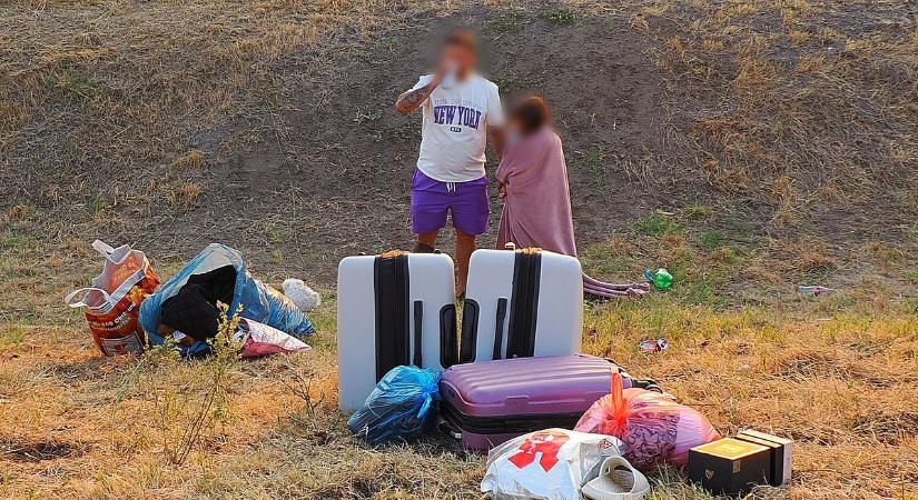 Dráma az utakon, sztárőrület Szegeden, traktorinvázió a falvakban