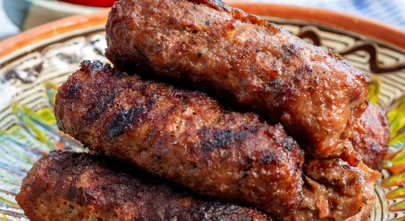 Pikáns kolbászkák erdélyi recept szerint: grillen sütve a legjobb