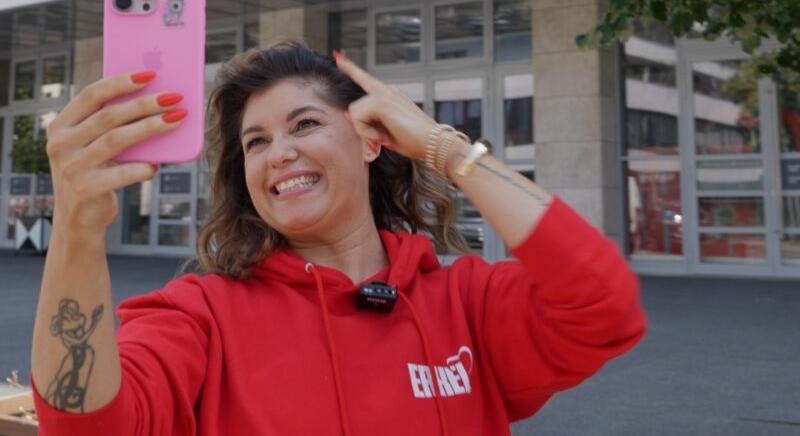 Veres Mónika Nika az Apáca Show főszerepében mutatkozik be
