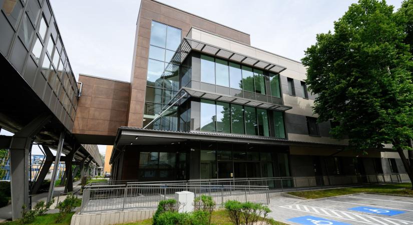 A veszélyes baktériumok között tartják nyilván a fehérvári kórházban megjelent kórokozót