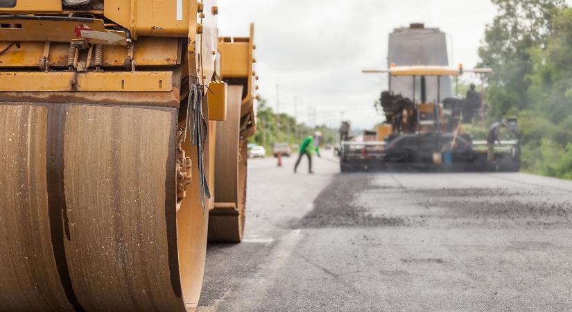 Közelednek a 4-es főút négysávosításához Debrecen és Nyíregyháza között