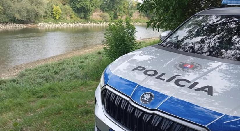 Két férfi fulladt a Vág folyóba