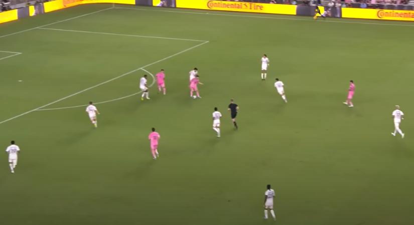 Messi olyan gólpasszt adott sarokkal, hogy nem lehet elégszer visszanézni