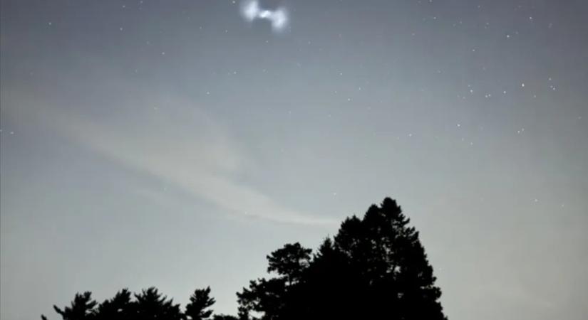Különös spirál jelent meg a Perseidák megfigyelése közben az égen