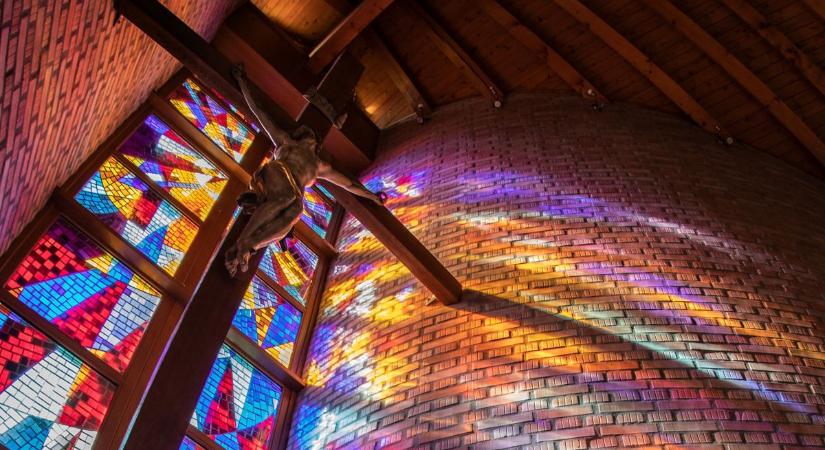 A falu, ami templomot épített a semmiből – most így él tovább a csoda (GALÉRIA)