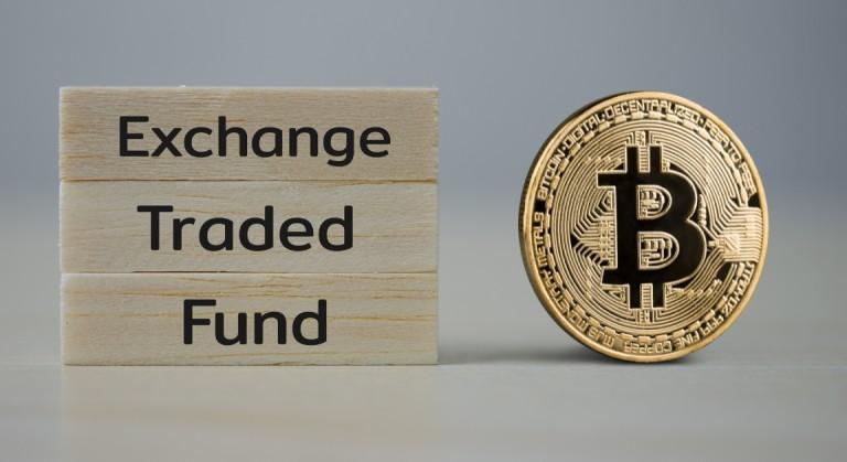 Tovább késik a döntés számos kriptovaluta ETF-et illetően: ez a magyarázat