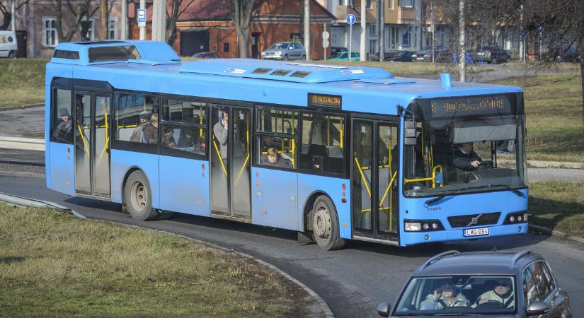 Megint füstölt egy BKV-busz