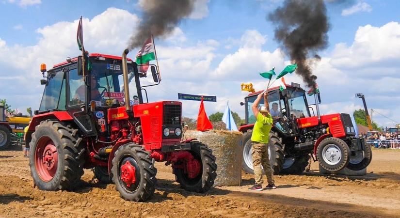Paraszt F1 és traktoros gyorsulási verseny a Szamospartin