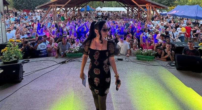 Nótár Mary Halmajon és Kishután is nagy sikert aratott