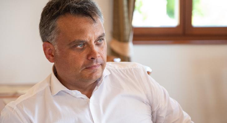 Latorcai Csaba: Égő buszok, égő költségvetés