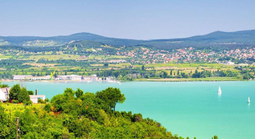 Mini nyaralások, nagy kihívások – A magyar turizmus idei nyara