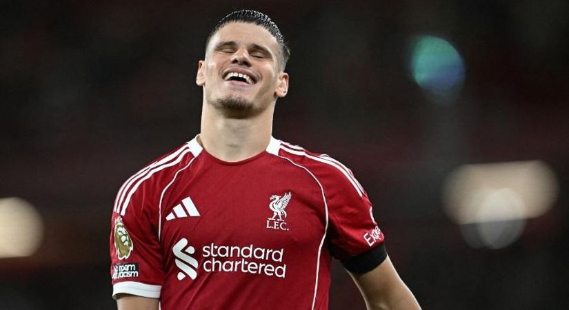Itt a magyarázat: ezért cserélte le Kerkezt a Liverpool edzője az idénynyitó bajnokin