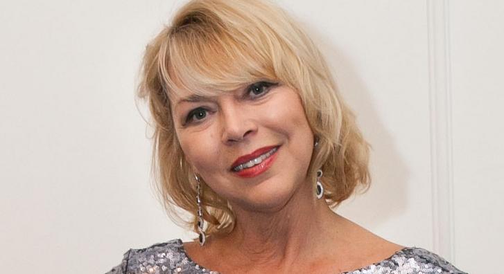 Nyertes Zsuzsa 67 évesen rúdtáncolni kezdett