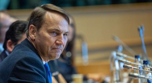 A nyomást az agresszorra kell gyakorolni, nem az áldozatra – elszántak koalíciója