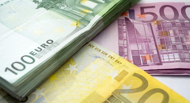 A francia állam 8 millió eurós sürgősségi segélyt utal a déli erdőtűzben károsult gazdáknak