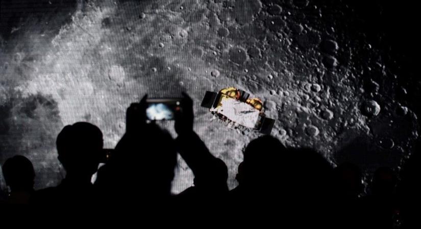 Kevés holdmintát gyűjtött a kínai űrszonda