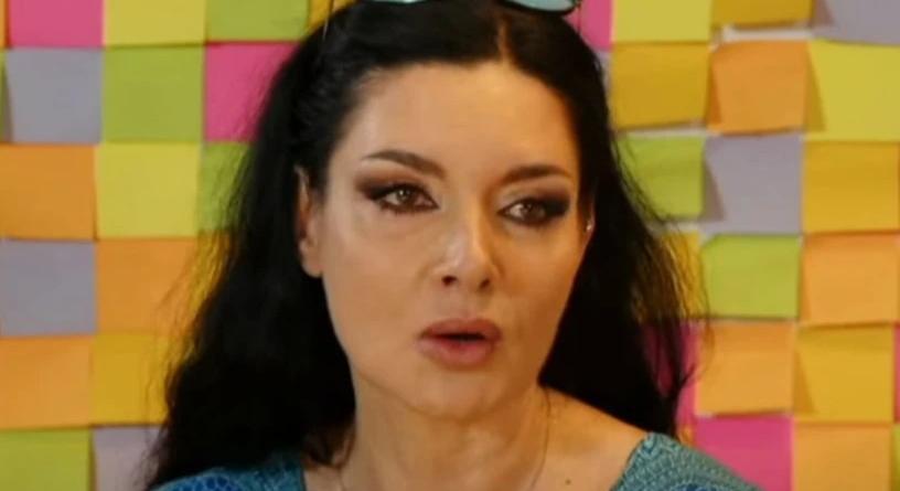 Gregor Bernadett cáfolja a róla szóló pletykákat