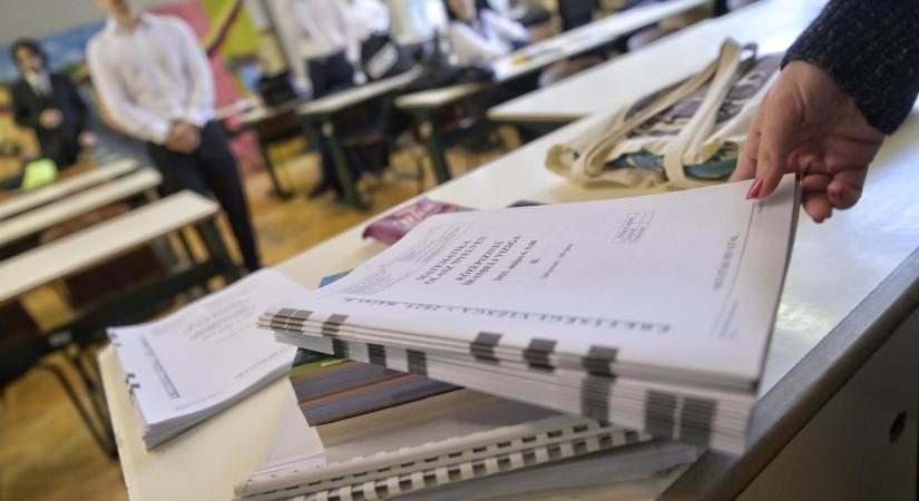 Őszi érettségi: itt nézhetitek meg azoknak a középiskoláknak a listáját, ahol vizsgát tehettek