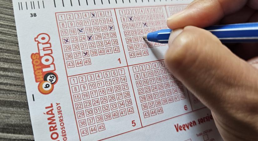 Lottó: 1,4 milliárdot nyert egy szerencsés