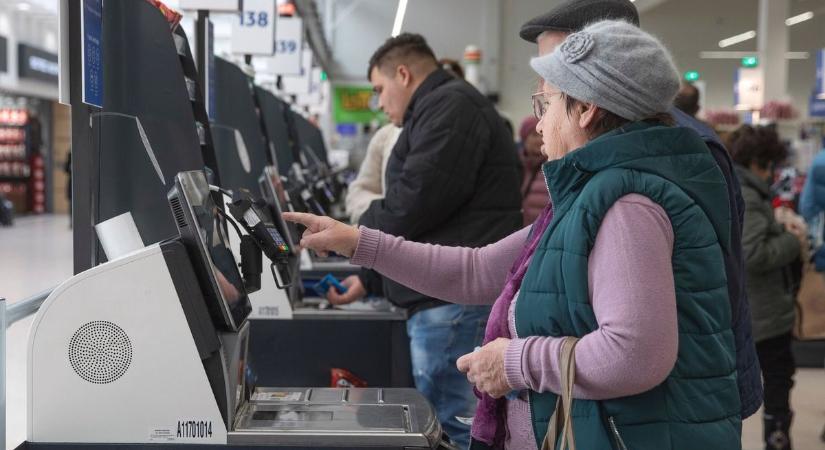 Botrány: kamu akciókkal lopják meg a vásárlók bizalmát a multik!