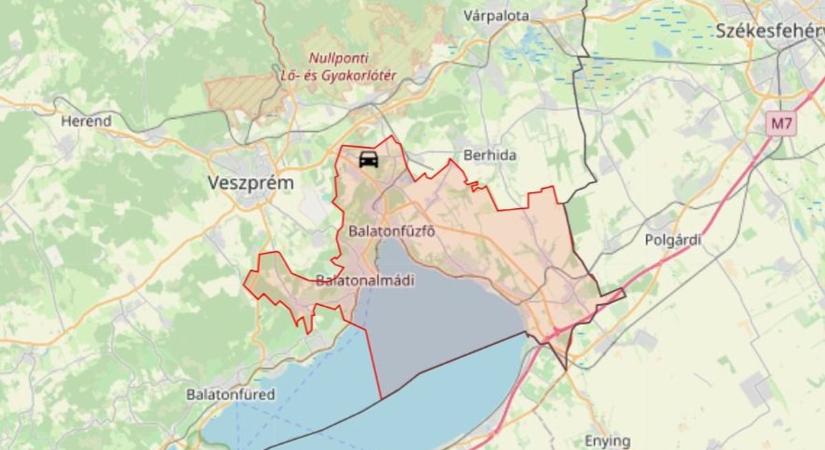 Kamionnal karambolozott egy személyautó Litéren