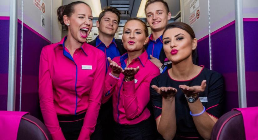 A Wizz Air kikutatta az utasok leszállás utáni tapsolási szokásait