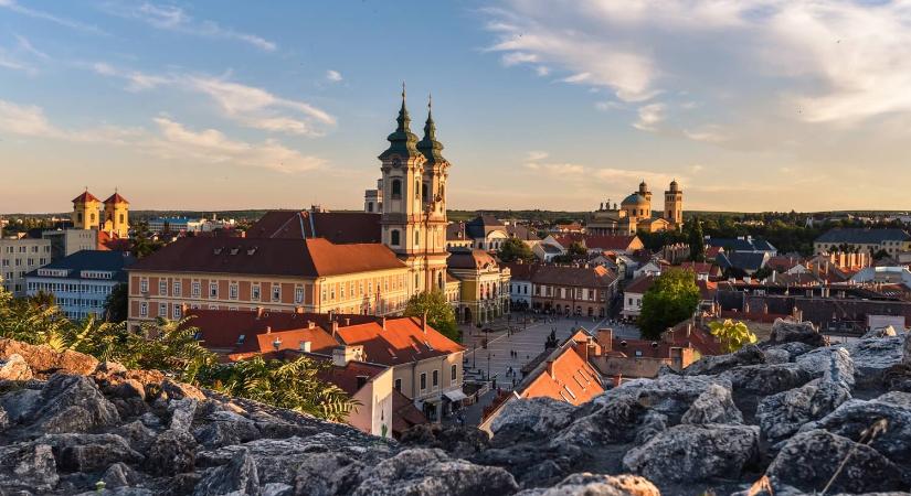 EZEK A LEGSZEBB HAZAI TÖRTÉNELMI VÁROSOK