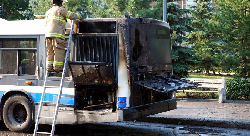 Vajon máshol is kigyulladnak a buszok?
