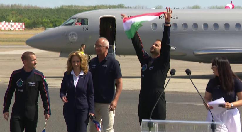 Űrmissziója után ismét Magyarországon Kapu Tibor  videó
