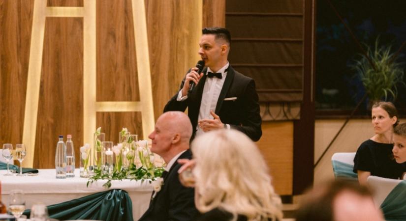 Nemzetközi esküvői beszámoló – Réka és Jeremiah nagy napja