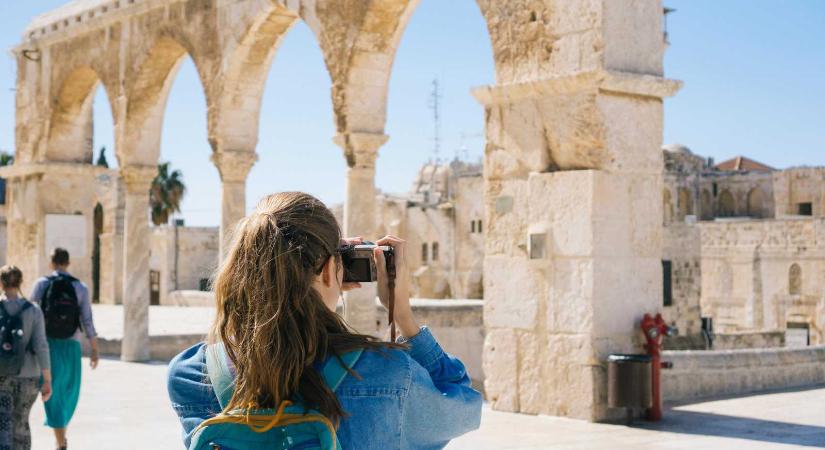 Soha nem költöttek még ennyi pénzt külföldön a romániai turisták