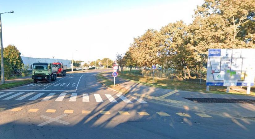 Kikerülik a vízvezetékkel a Fészek lakóparkot