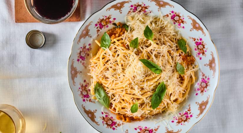 Spaghetti alla napoletana