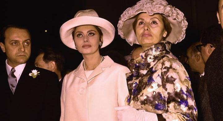 Ritkán látható fotón Sophia Loren édesanyjával, akinek mindent köszönhet