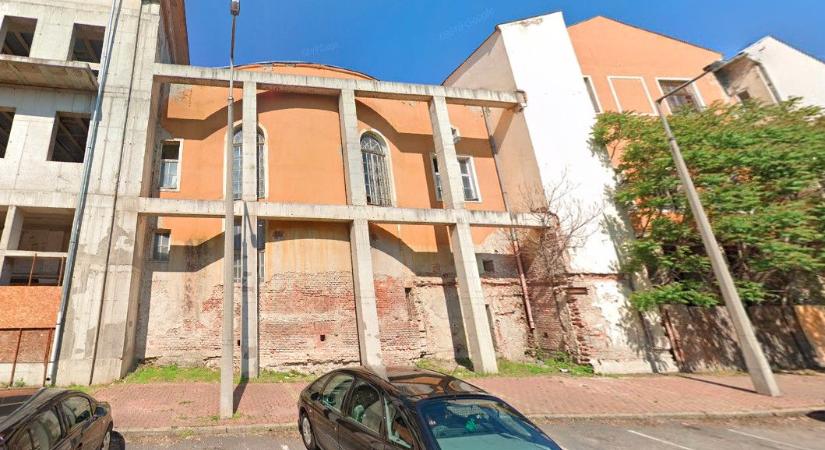 Végre megkezdődik a miskolci Korona Szálló felújítása