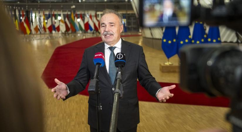 Kihagyta a rossz híreket a magyar miniszter, száznál is többen azért elmondták helyette