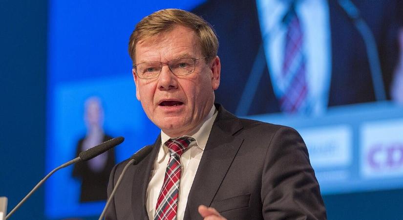 A német külügyminiszter kizárta német csapatok ukrajnai telepítését, mert Berlinnek nincs elég katonája