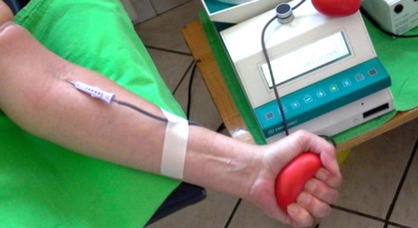 Véresen komoly: augusztus 20-án is kéri a véradást a Vöröskereszt