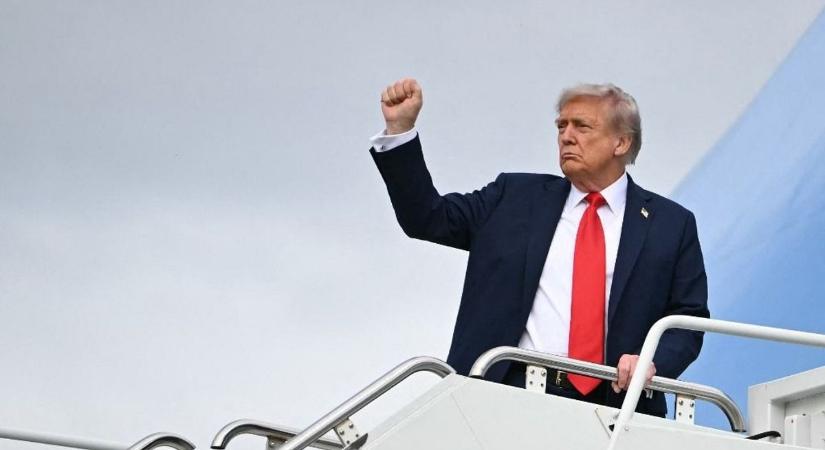 Donald Trump támogatottsága látványosan megugrott, miután csúcstalálkozót tartott Vlagyimir Putyinnal