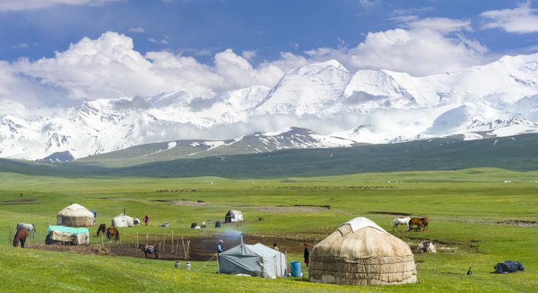 Közép-Ázsia egységes vízumrendszert vezet be, kilőhet a turizmus a sztánokban