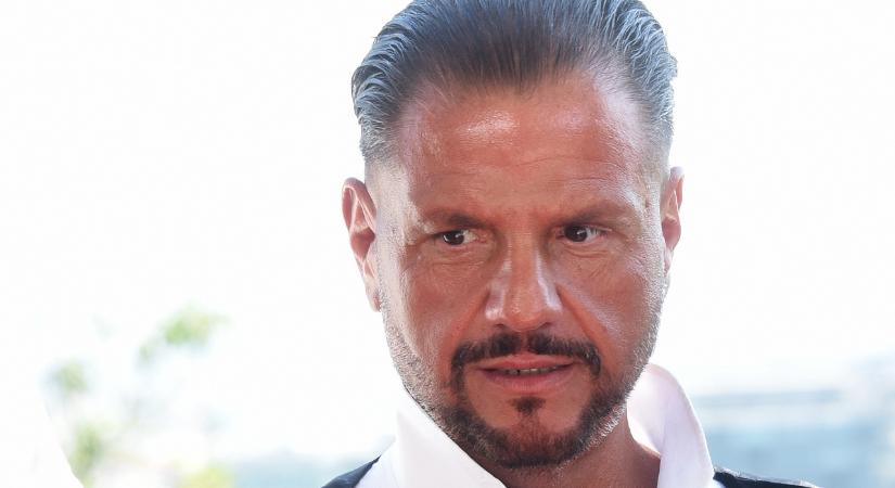 Hajléktalan időszakáról beszélt Emilio