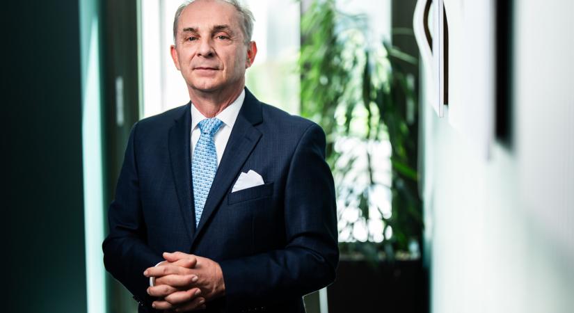 Lehetetlen trilemmával áll szemben a magyar egészségügy - Interjú