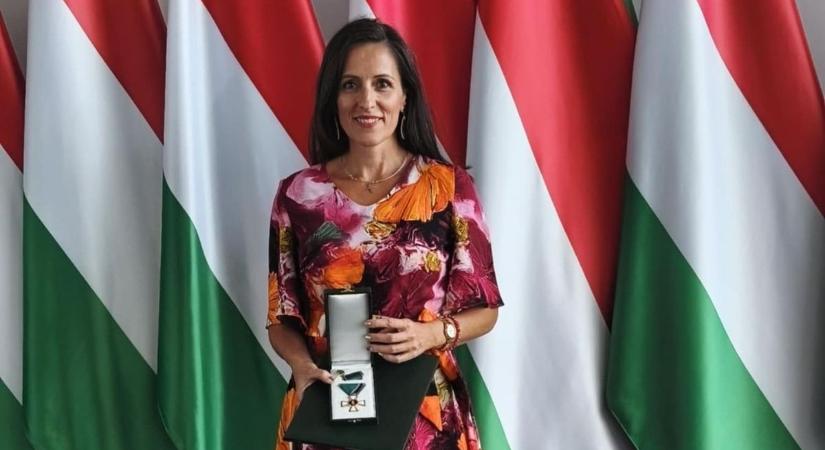 Hatalmas megtiszteltetés: Lovagkereszttel jutalmazták a Balaton-kutató történészt