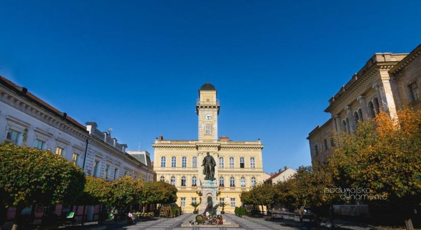 Újabb kaszinó-botrány Komáromban: hiába tiltakozott a város