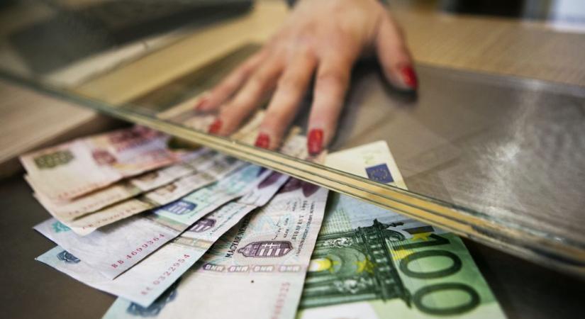 A magyarok bankbetétjének jelentős része már külföldi bankszámlán van